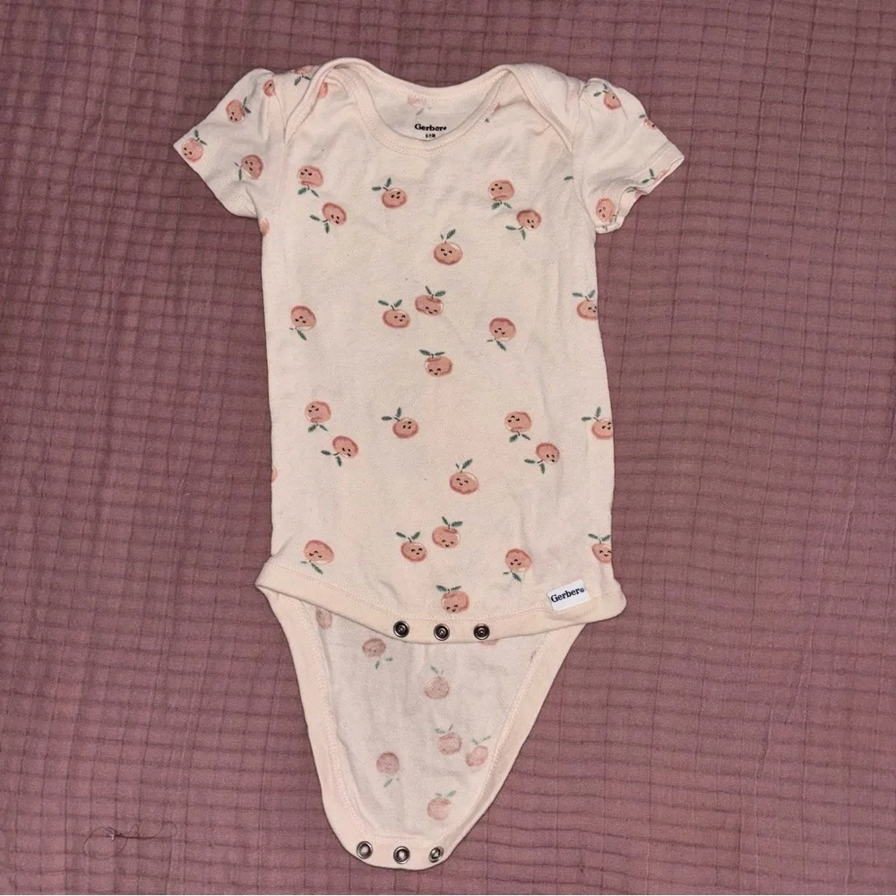 Carter’s Bodysuits in Pink and Blue